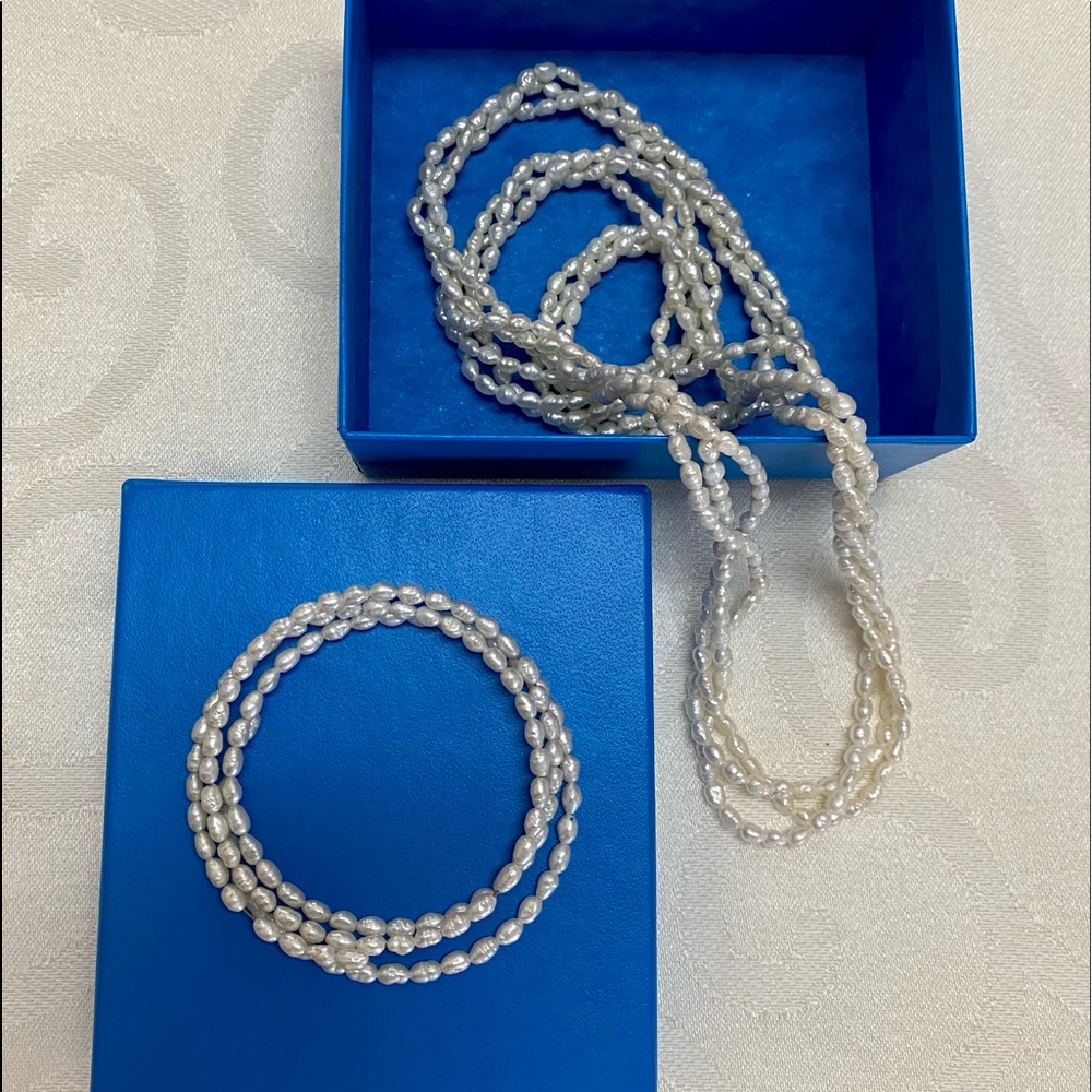 Freshwater Pearls Triple Strand Twist